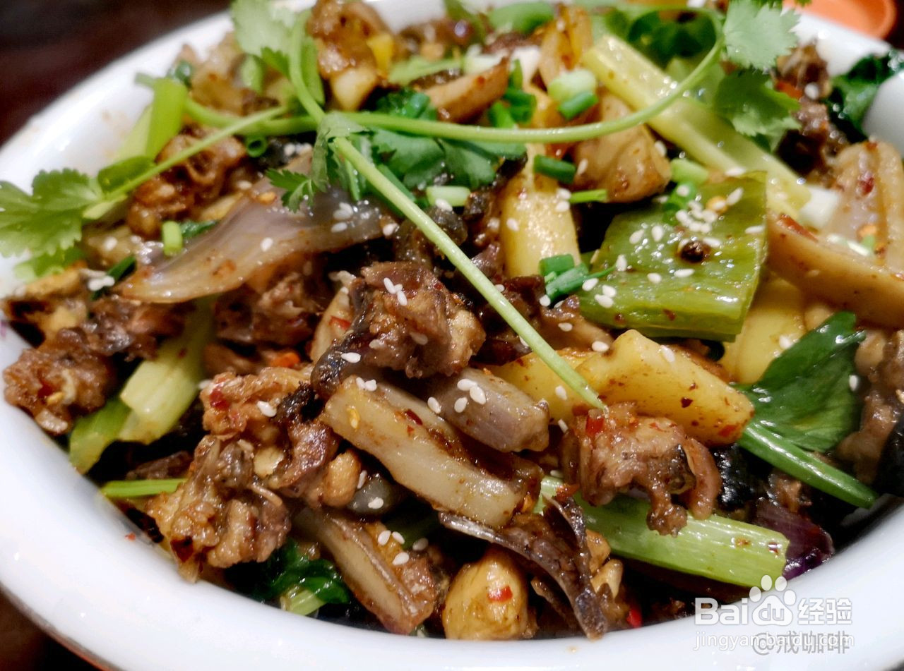 干锅鸡PLUS版的做法