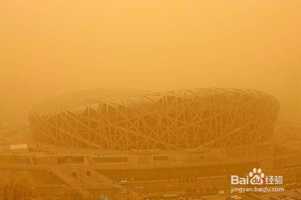 如何在沙尘暴天气保护自己