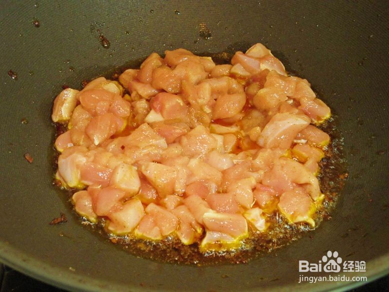 如何做出家常菜系列之四季豆炒鸡丁