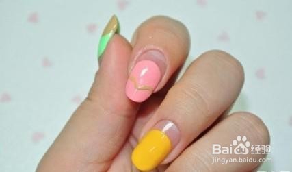 可爱的冰淇淋美甲教程