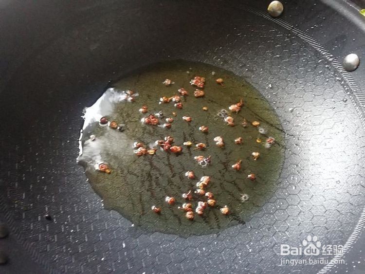 土豆新吃法:凉拌酸辣土豆丝