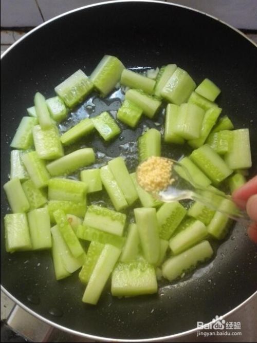 怎样素炒黄瓜条好吃？