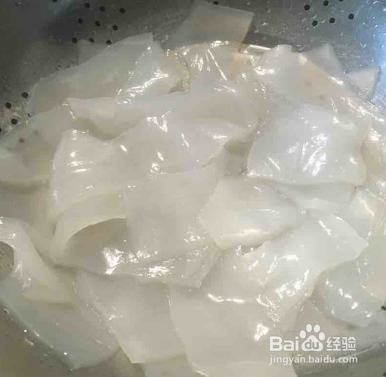 简易版鱼头炖粉皮