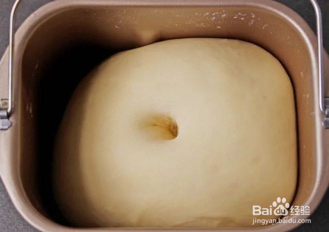 小时候最爱的蜂蜜脆底小面包的做法