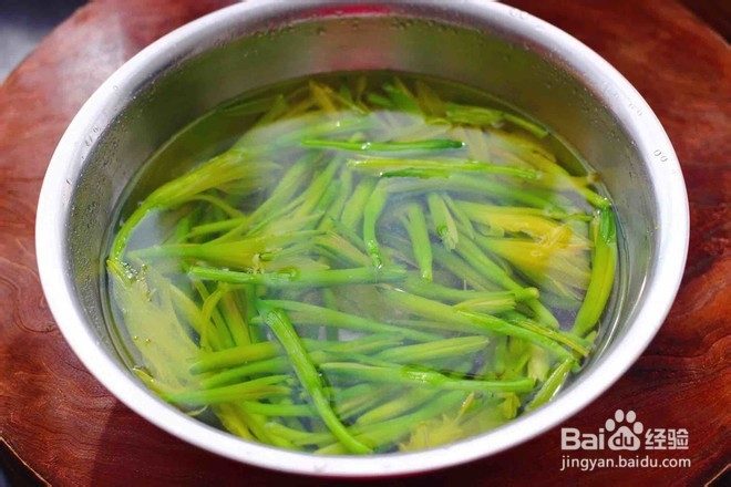 教你做黄花菜炒肉片