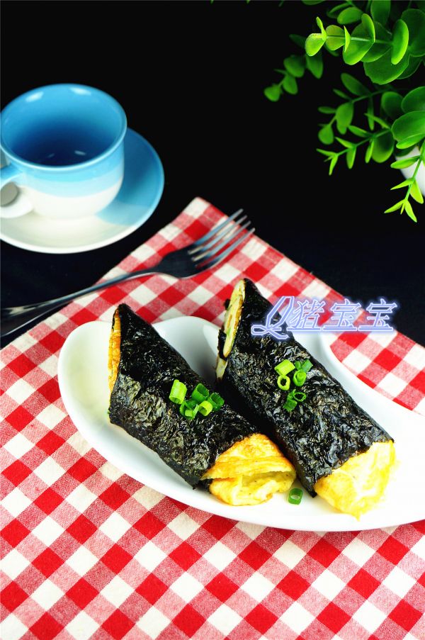 黄油辣紫菜蛋卷