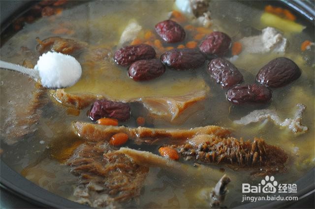 家庭自制猴头菇鸡汤