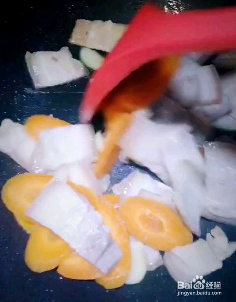 洋葱炒肉片的做法