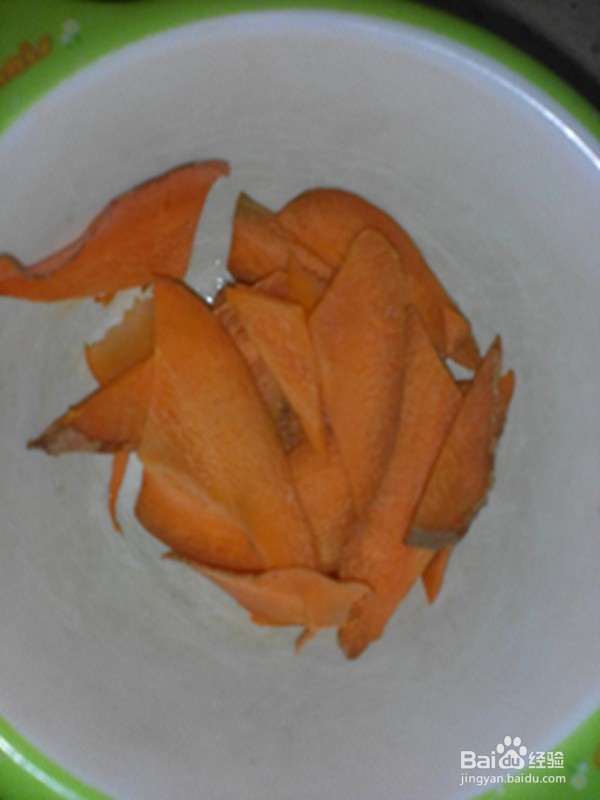 砂锅三鲜煲脆骨
