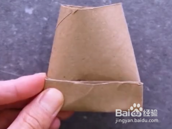 如何用纸筒自制冰箱贴？