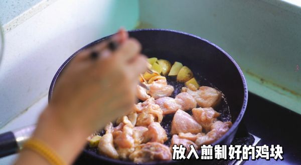 黑胡椒蒜香鲜炒鸡肉