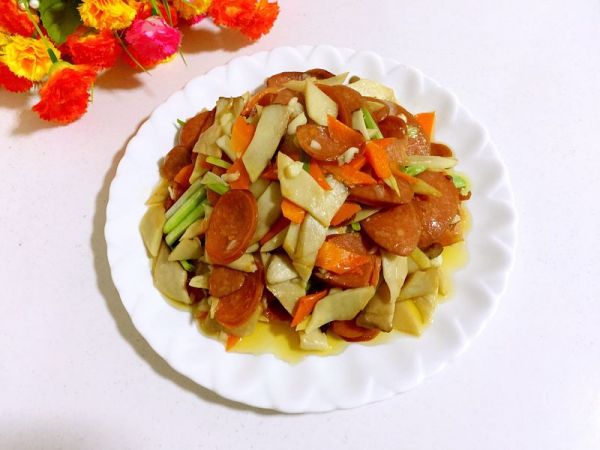 杏鲍菇炒火腿肠