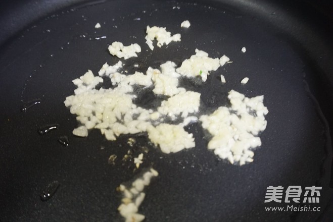 茄汁金针菇的做法