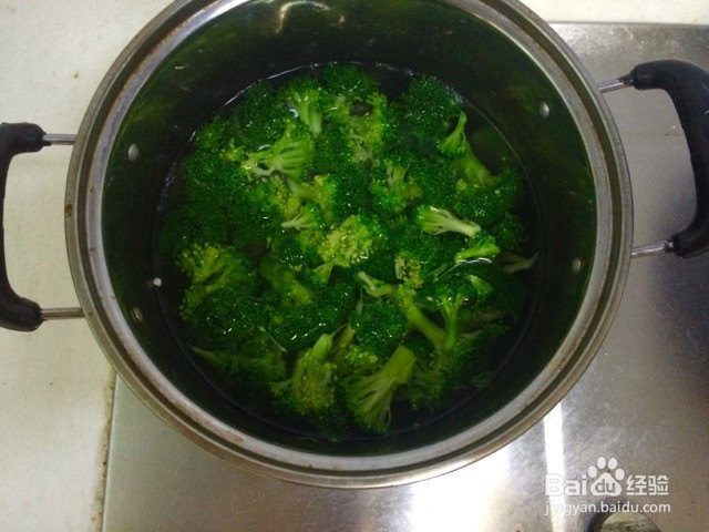 虾仁卤蛋乌冬面的做法