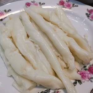自己在家做肠粉，例如：普通大米500克，水要放多少那么小麦淀粉和玉米淀粉要放多少