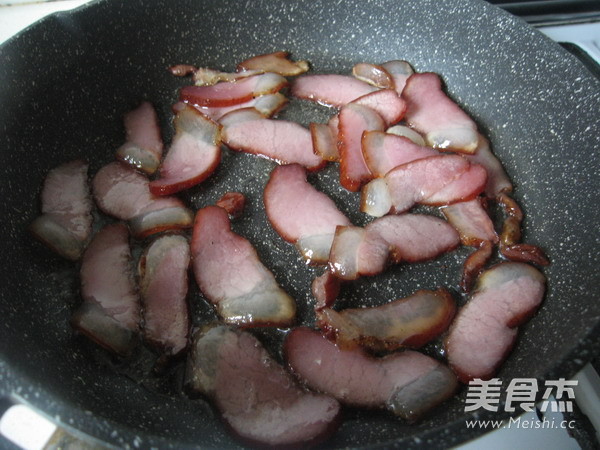 江南春季最经典的小炒--春笋香腊肉