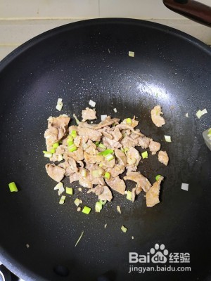 如何做蘑菇炒肉