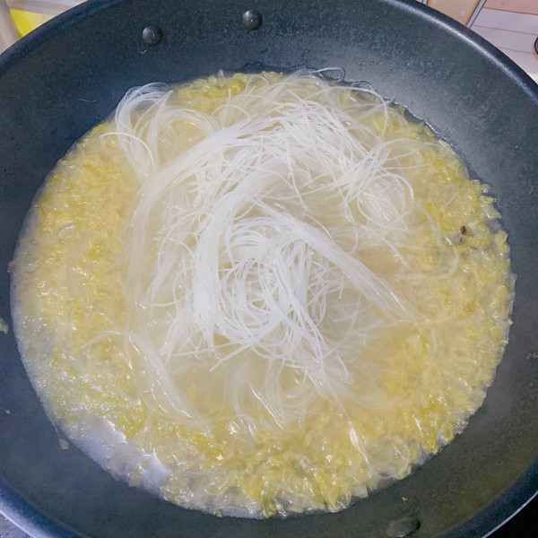 酸菜羊肉粉丝煲