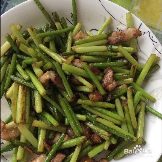 家常菜蒜苗炒肉的做法