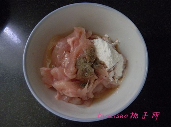 杏鲍菇炒鸡肉片