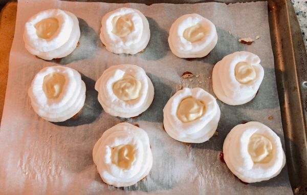 柠檬奶油卡仕达蛋白酥杯