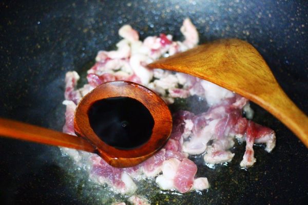 香干肉丝炒韭菜