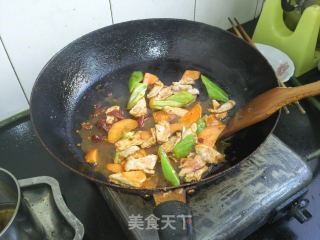 如何做干锅土豆片