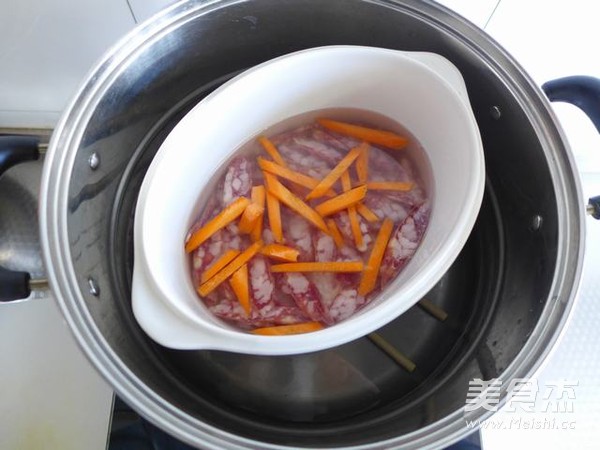 腊肠焖饭的做法