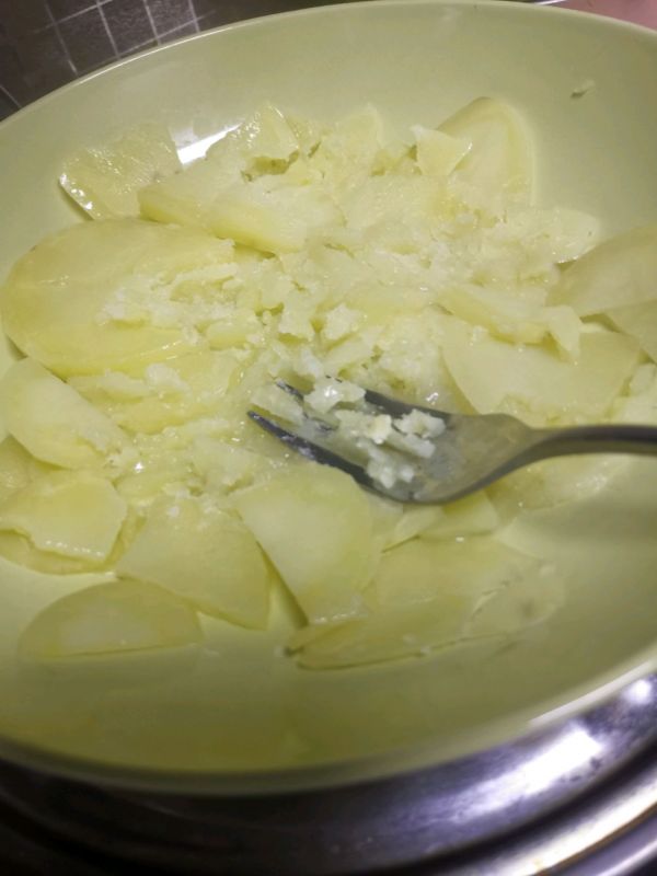 土豆沙拉三明治