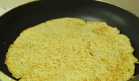 燕麦蛋饼卷土豆丝做法