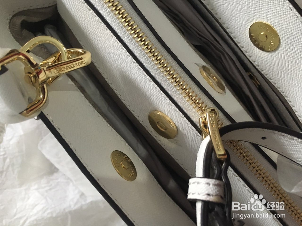 如何辨别mk包包的真假(详细版）