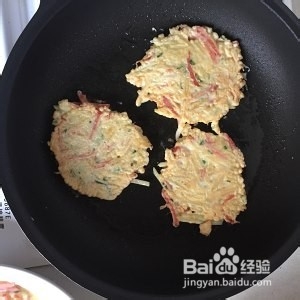 土豆火腿鸡蛋面饼怎么做