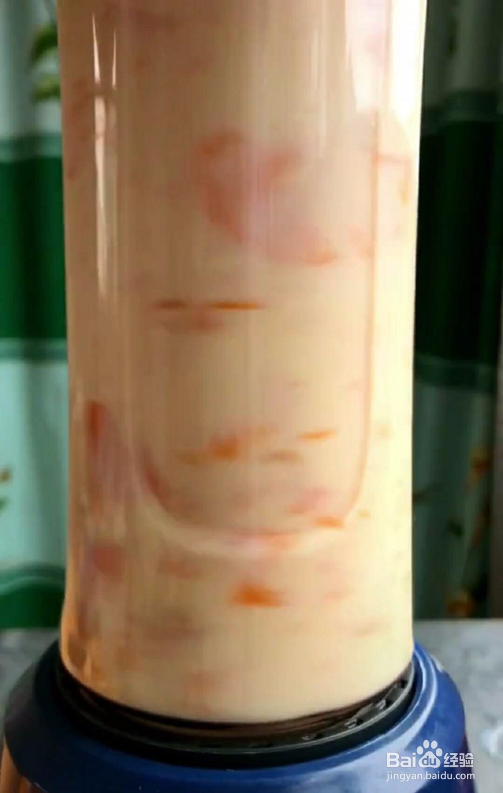 夏天，给自己做一杯芒果奶昔~