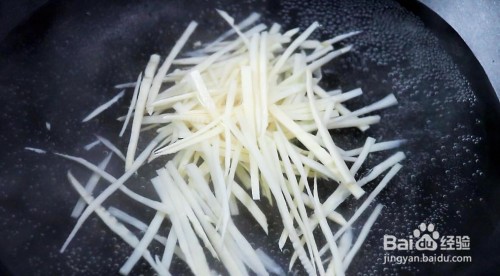 竹笋辣炒鸡丝