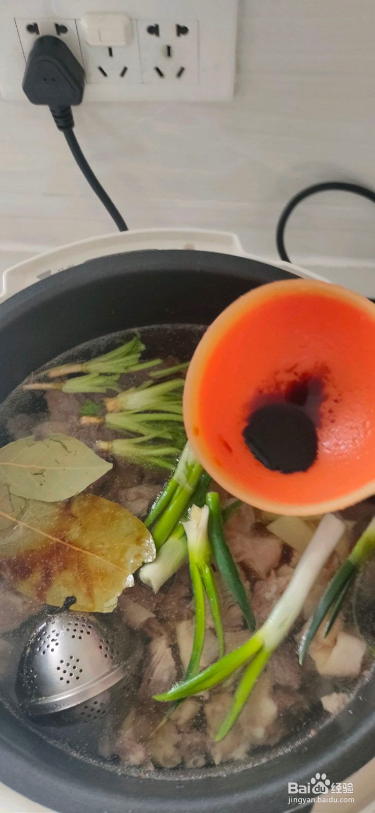 牛腩炖柿子的做法