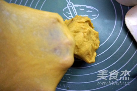 芒果小吐司的做法