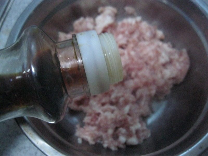 逢年过节,不能不用到的猪肉白萝卜水饺的做法