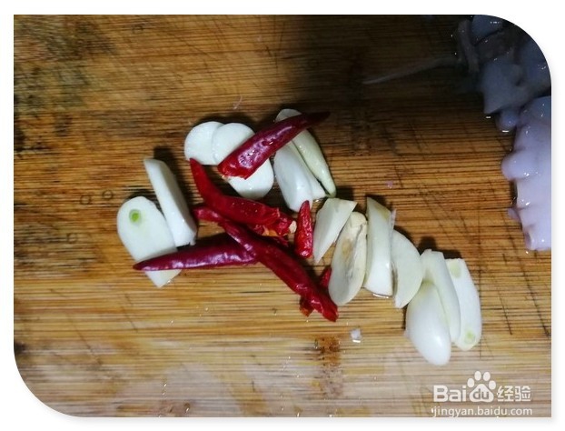 青椒炒八爪鱼的做法