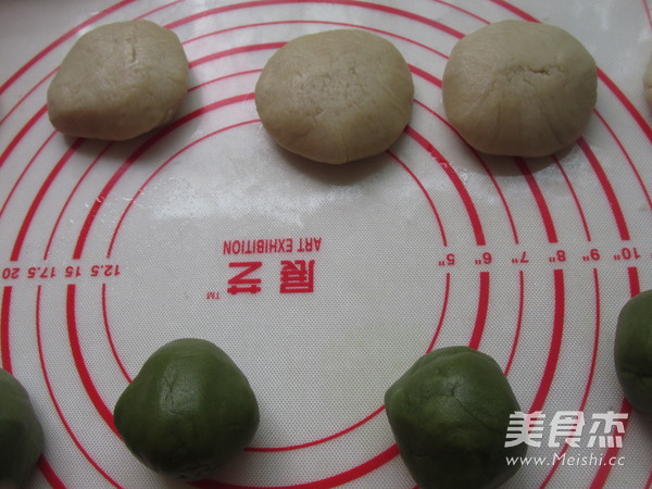 抹茶松子豆沙酥