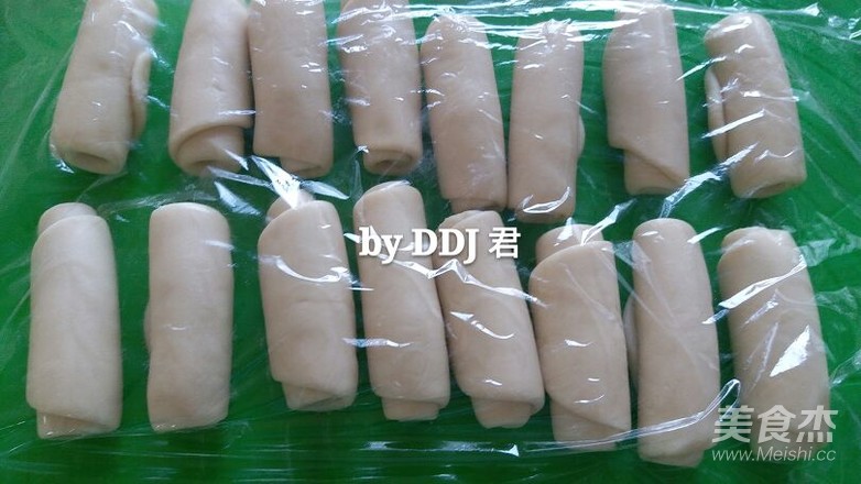 蛋黄酥的家常做法