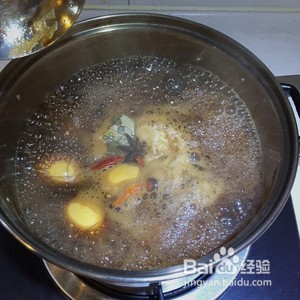 早餐摊上的啤酒卤鸡蛋