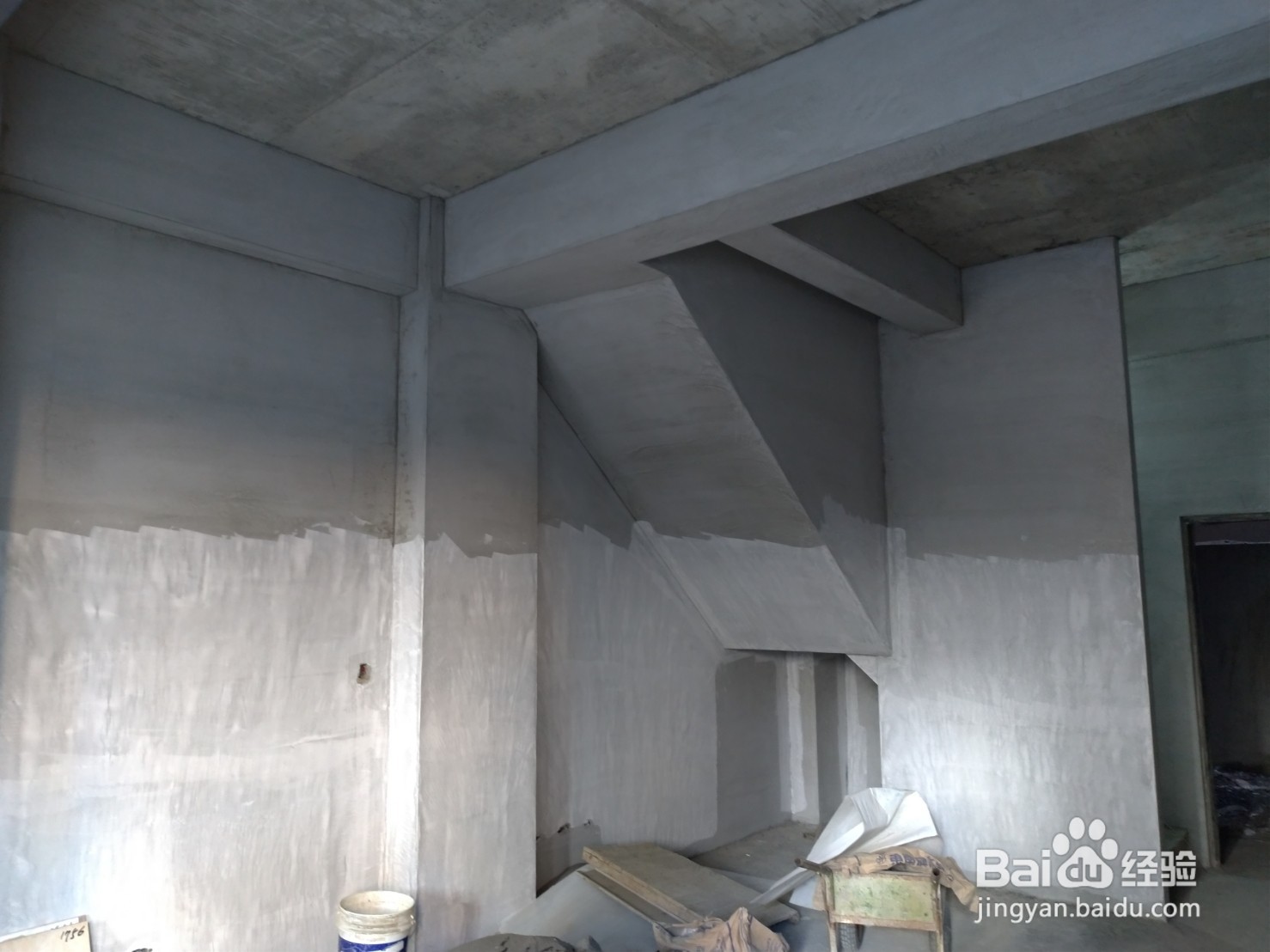 天花板墙皮脱落怎么办