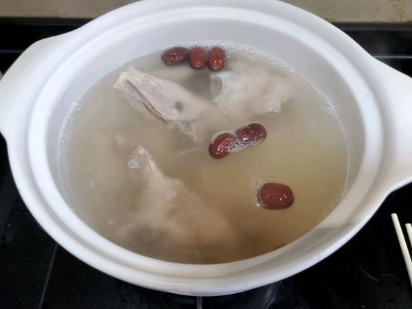 淮山枸杞骨头汤