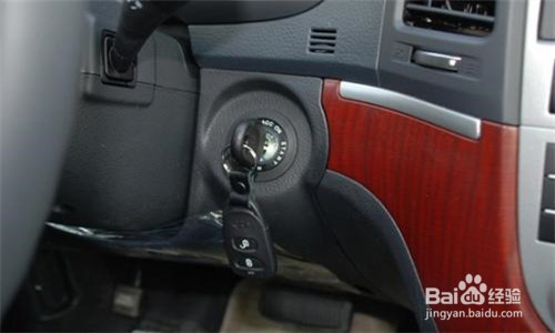 汽车防盗系统由哪些部分组成？