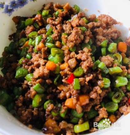 能吃满满一碗饭的肉末豆角