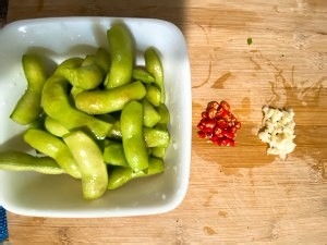凉拌毛豆制作方法