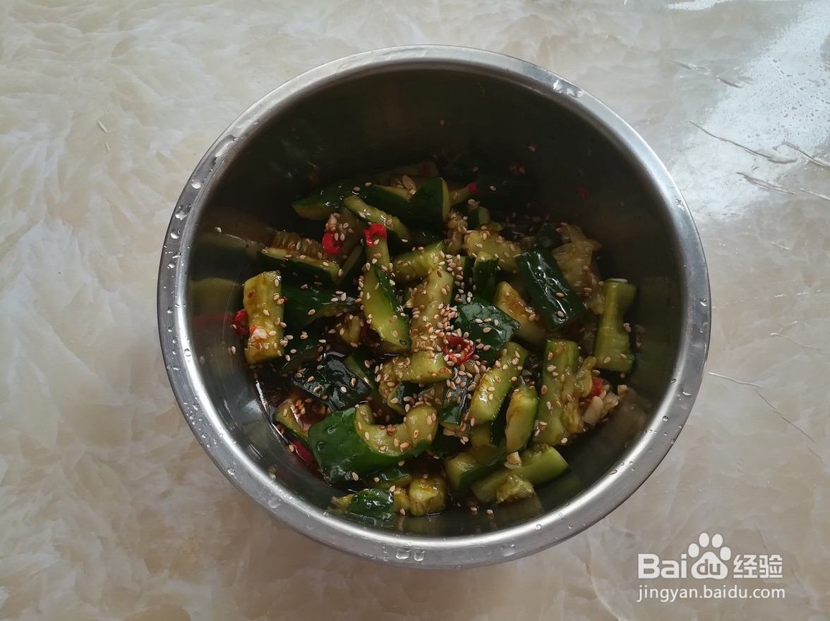 如何制作美味凉拌黄瓜？