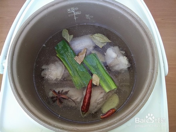 鸭腿香菇煲的制作方法