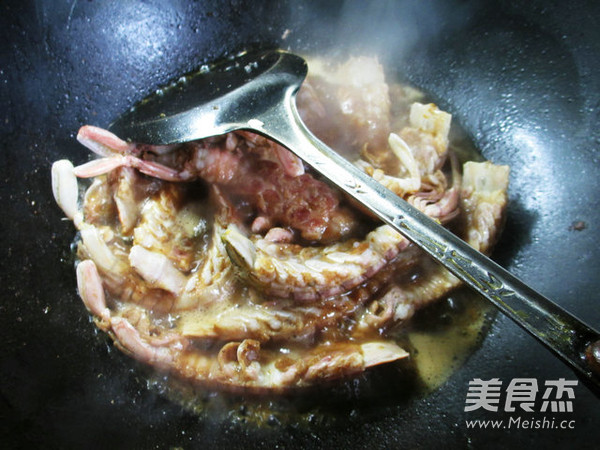 沙茶酱虾蛄的做法