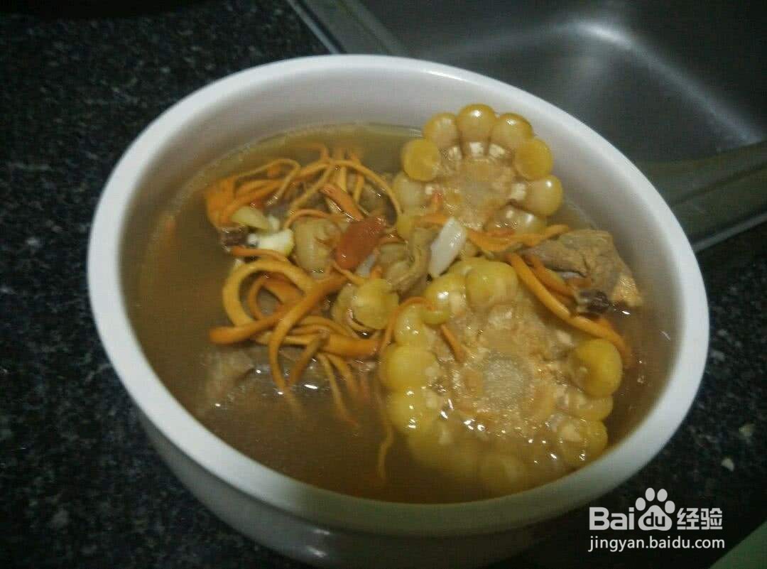 虫草玉米排骨汤怎么做？